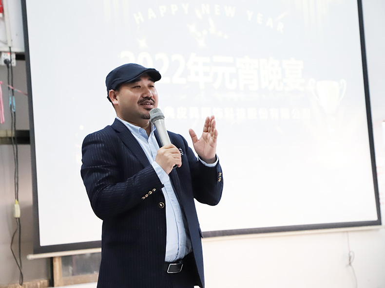包包厂家,门徒娱乐
科技背包厂,背包定做.jpg