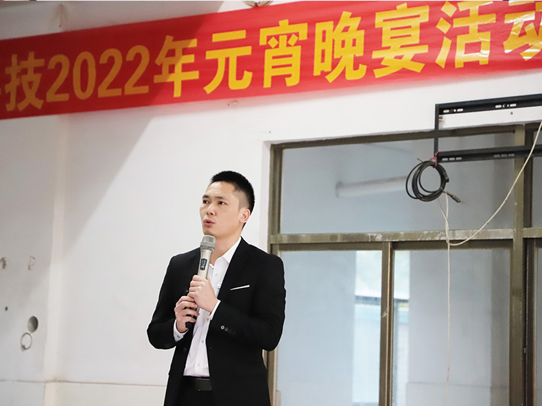 包包厂家,门徒娱乐
科技背包厂,背包定做.jpg