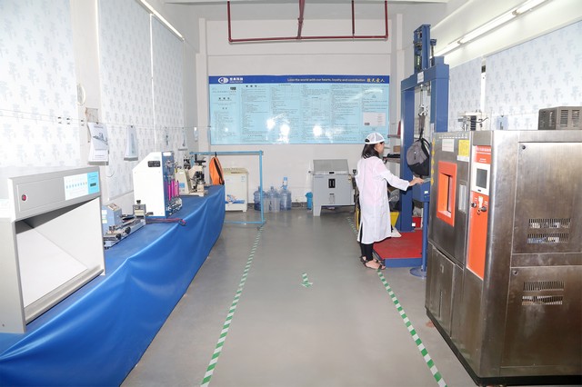 大牌背包代工厂,门徒娱乐
科技背包厂.jpg