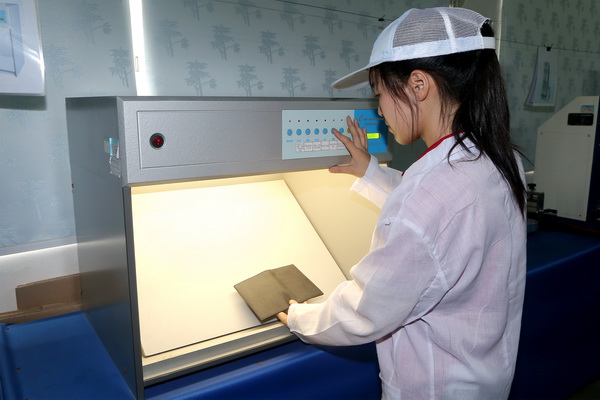 礼品背包生产厂家,门徒娱乐
科技背包厂家.jpg