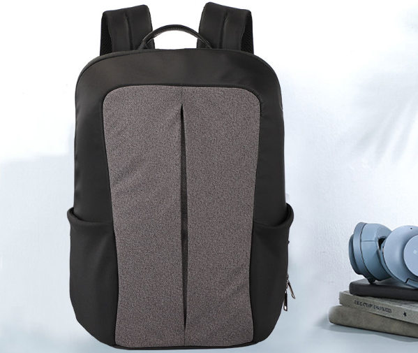 门徒娱乐
科技订制背包：专属设计，伴你同行
